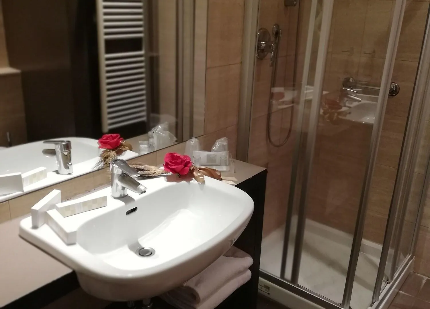 Hotel Wall Art Hotel&Residence Prato