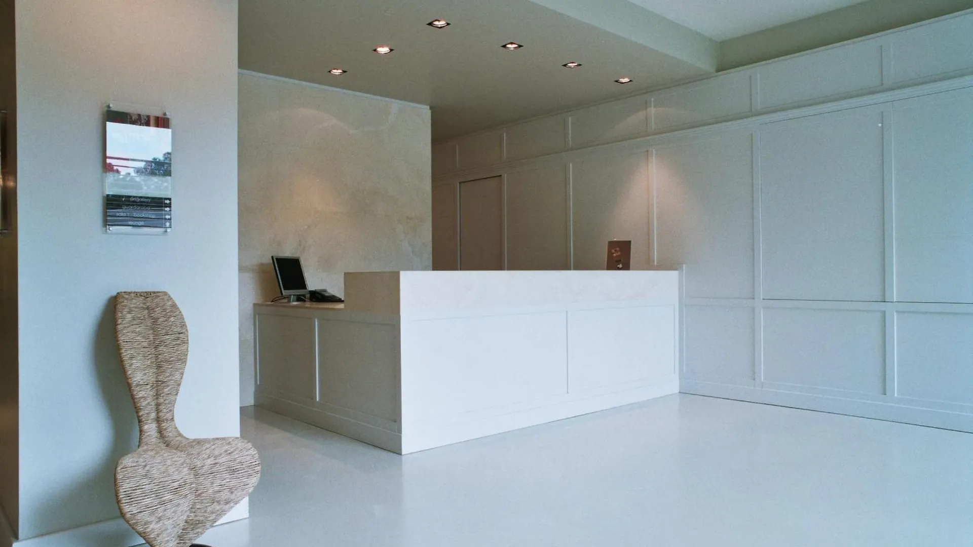 Wall Art Hotel & Residence Prato