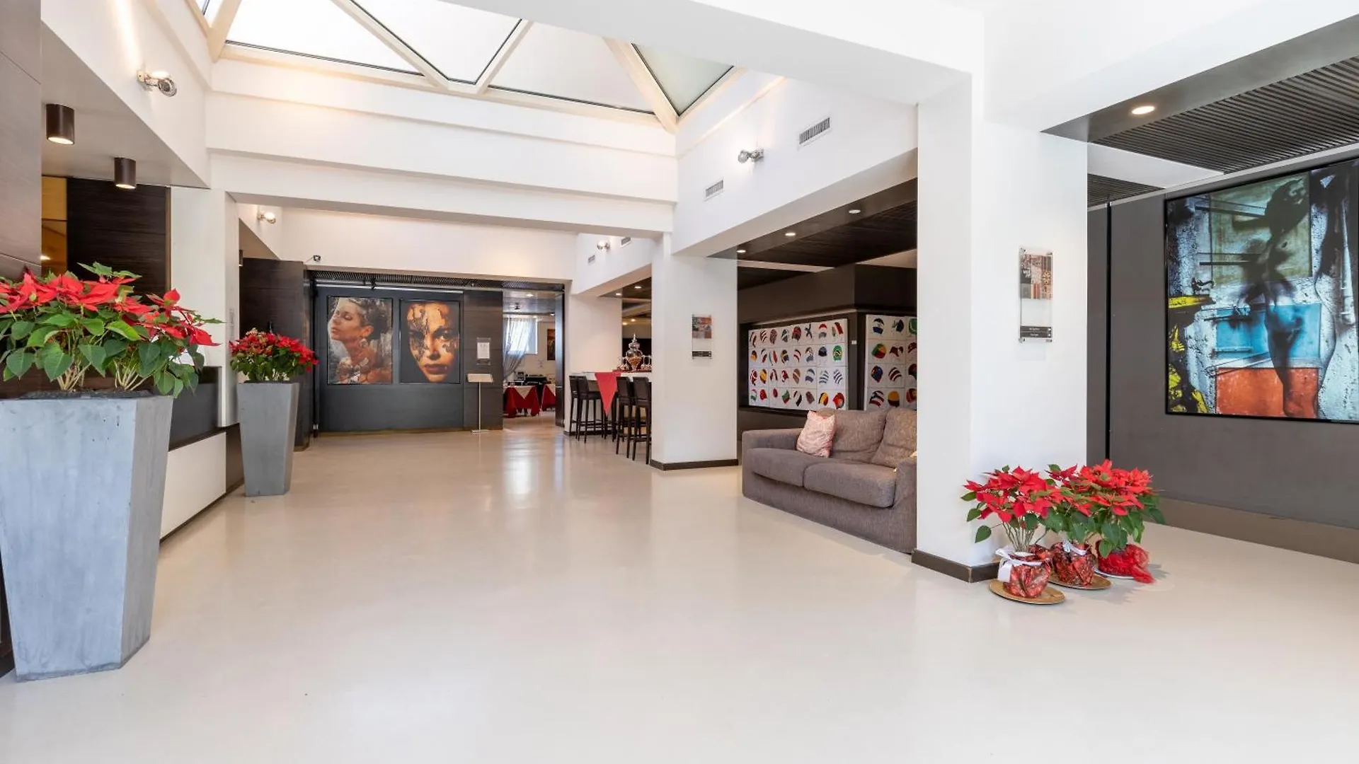 Wall Art Hotel & Residence Prato   Prato (Prato)