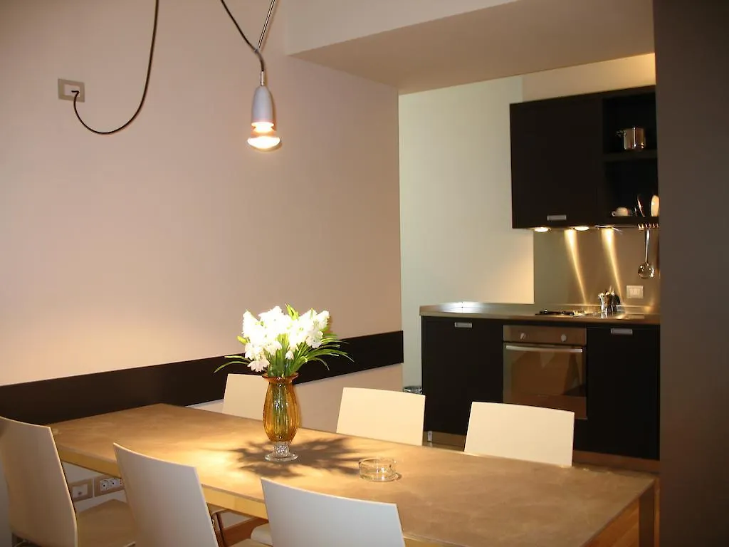 ****  Wall Art Hotel & Residence Prato  Italië
