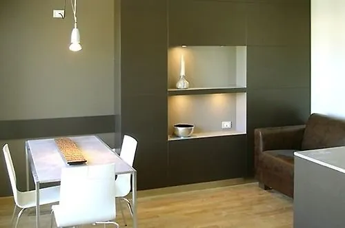 Wall Art Hotel & Residence Πράτο