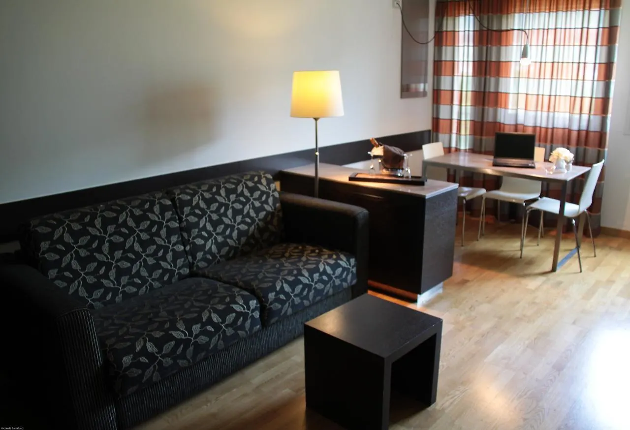 Wall Art Hotel & Residence Prato