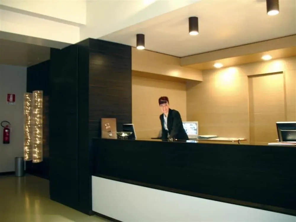 Wall Art Hotel & Residence Prato