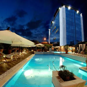 buradan rezervasyon yapın