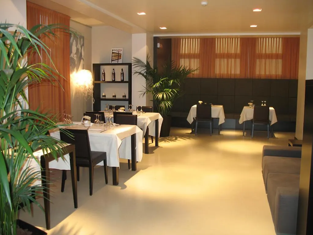 Wall Art Hotel & Residence Prato  Italien