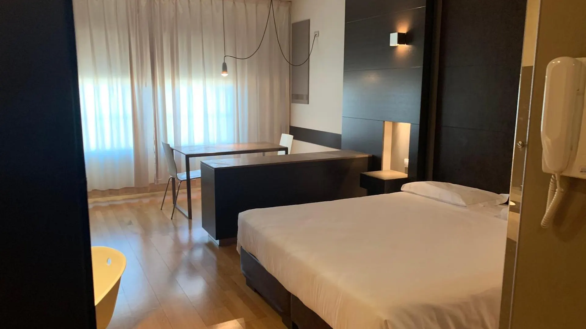 Wall Art Hotel & Residence Prato  4*, Prato (Prato) Italy